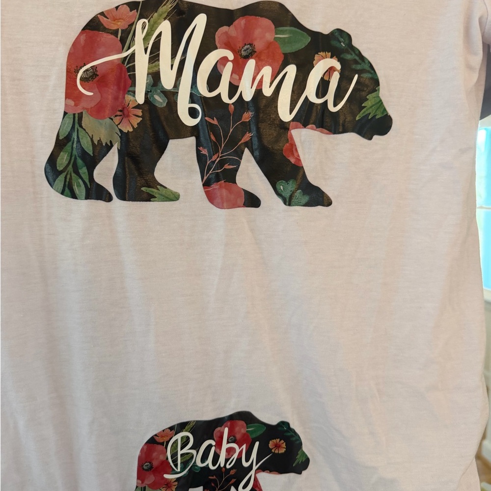 GINKANA M Maternity White Mama Bear Graphic T-Shirt - Picture 3 of 6
